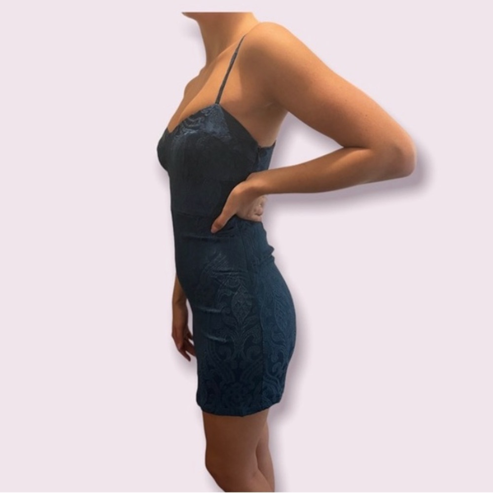 Free People NWT Blue Embroidered Slip Spaghetti Strap Dress (J) - Picture 2 of 3